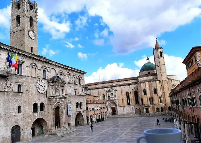 Residenza Dei Capitani - Piazza Del Popolo Hotel Ascoli Piceno