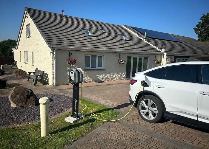 Lovesgrove Country Guest House Pembroke Dock
