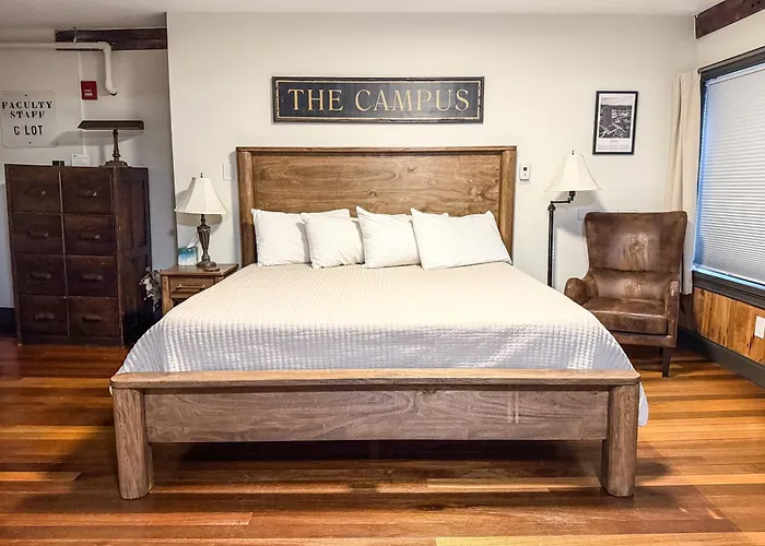 The Black Walnut Inn Amherst