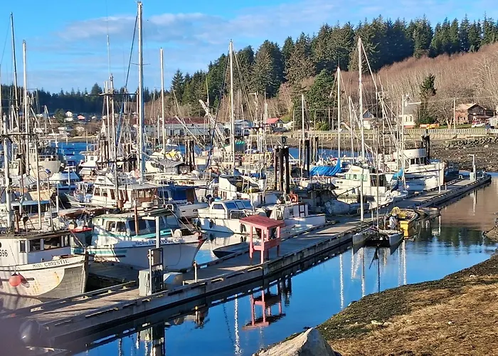 The Orca Inn Alert Bay