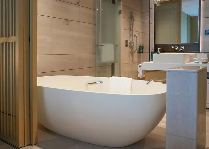 Doubletree Resort By Hilton Hainan - Xinglong Lakeside Wanning