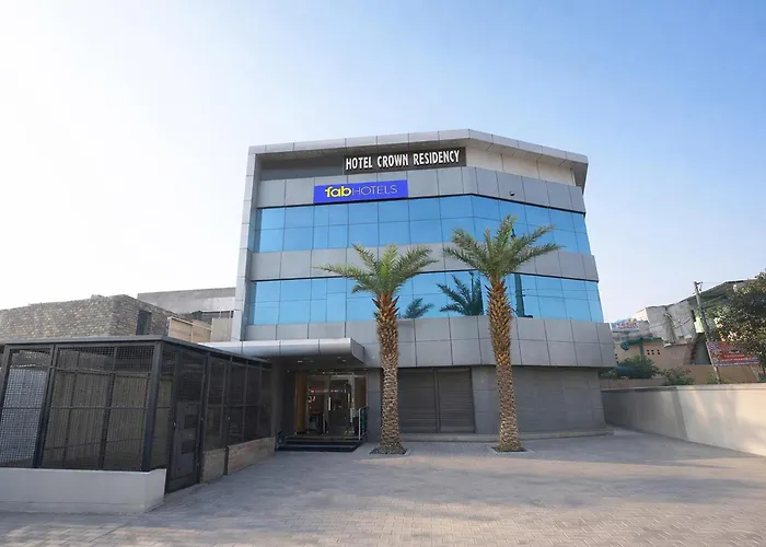 Fabhotel Crown Residency Faridabad