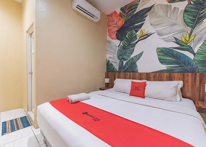 Reddoorz Plus Near Unimed Medan