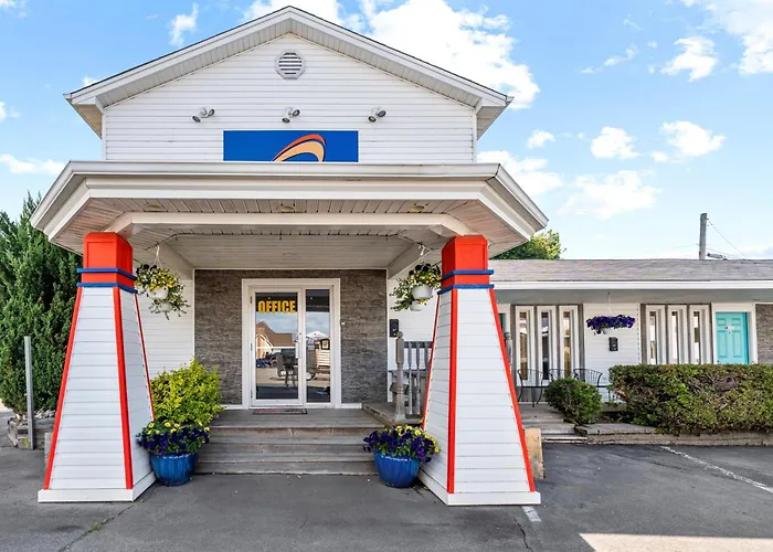 Shores Inn & Hotel Shediac