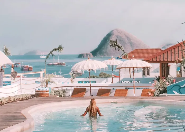 Seaesta Komodo Hotel & Hostel Labuan Bajo