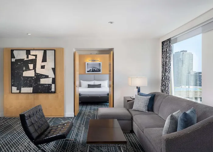Sofitel Chicago Magnificent Mile Hotel