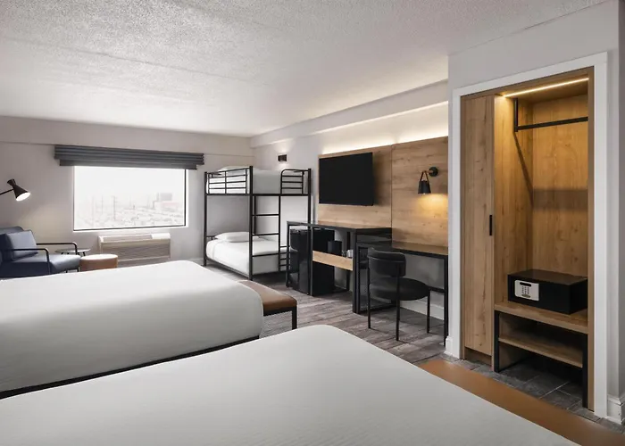 Aiden By Best Western Newark Airport