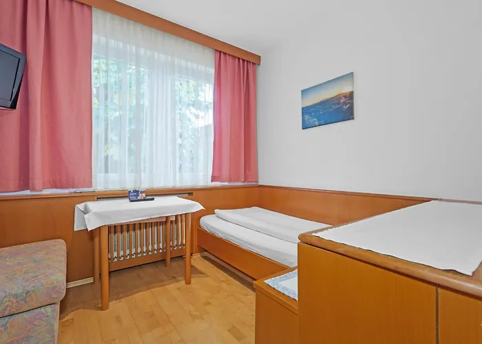 Hotel-Garni Martinek Baden