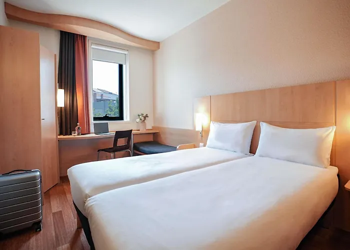 Ibis Porto Centro Sao Bento Hotel
