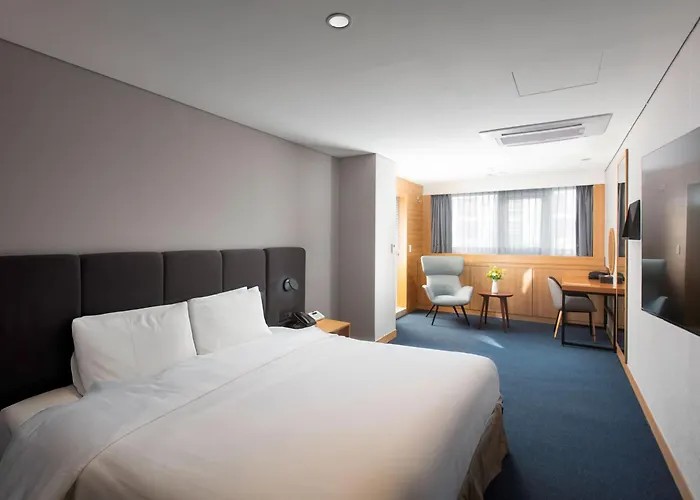 Hotel Pj Myeongdong Seul