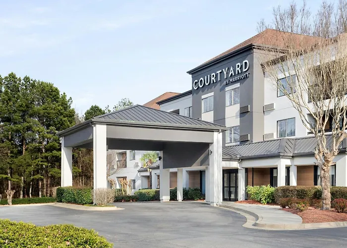 Courtyard Atlanta Suwanee Hotel