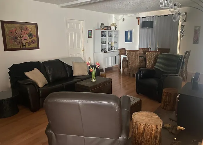 Rose Cottage Bed & Breakfast Valemount