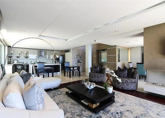 Azamare Guest House Cape Town