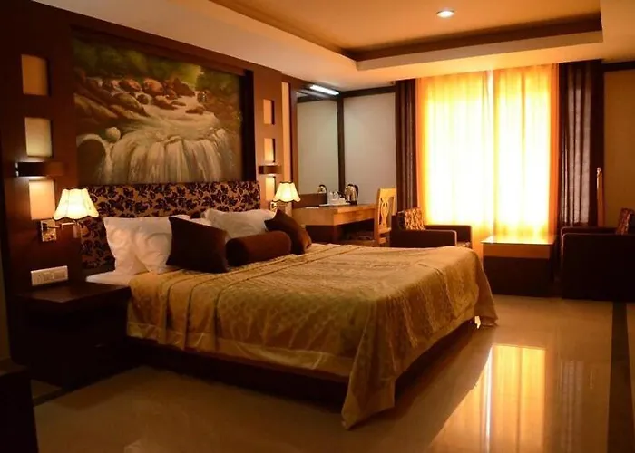 Hotel Sky Pearl Kannur