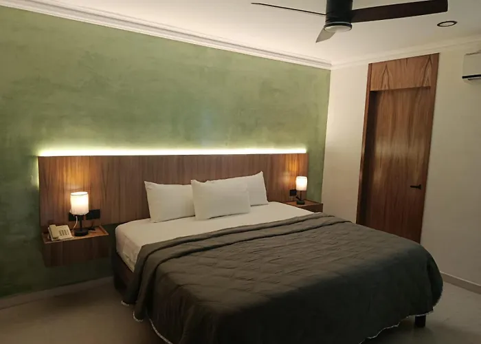 Hotel Ceo Group Campeche