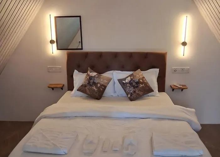 Sea Shades Cottages With Private Jacuzzi Palolem