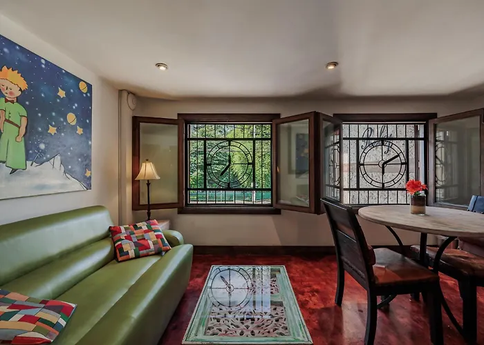 Casa Del Reloj Aparthotel Medellín