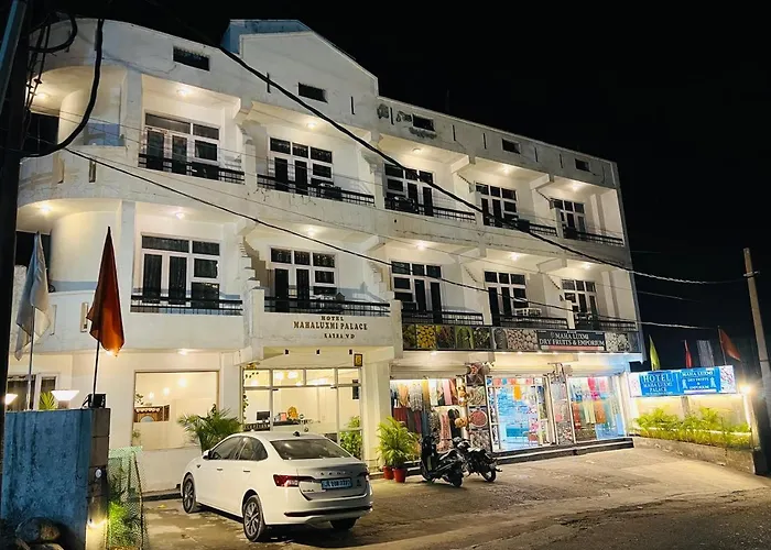 Hotel Maha Luxmi Palace Katra 