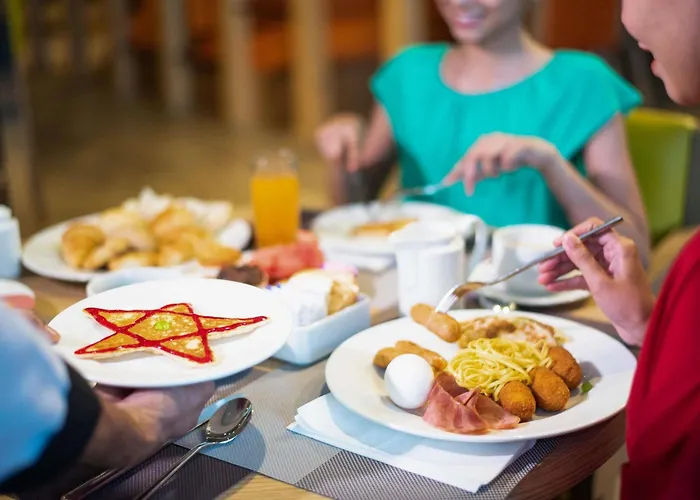 Hotel Ibis Styles Dragon Mart Dubai