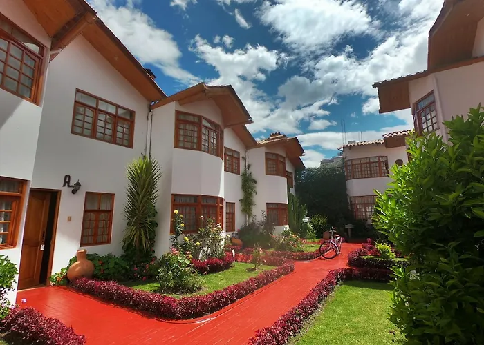 Hotel & Bungalows Villa Valencia Huaraz 