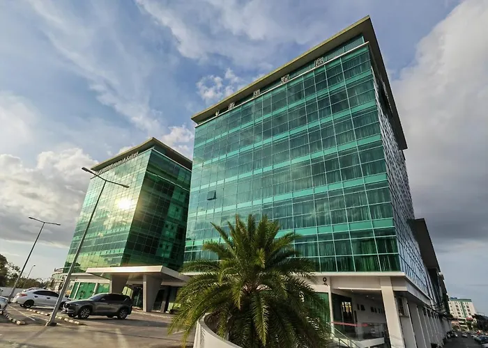 Greens Hotel & Suites Bintulu