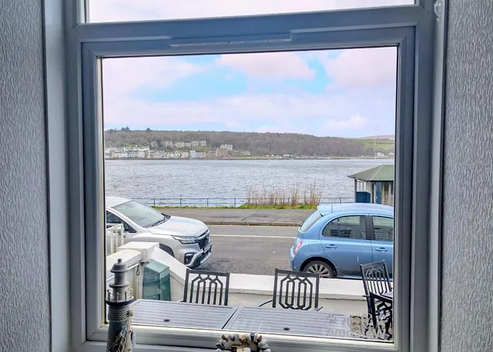 Commodore Guesthouse, Seaside Holiday Suites Rothesay