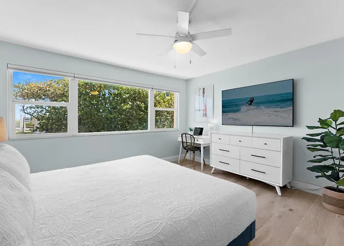 Paradise Beach Club - Oceanfront Ground Floor Condos With Heated Pool Pets Welcome Satellite Beach