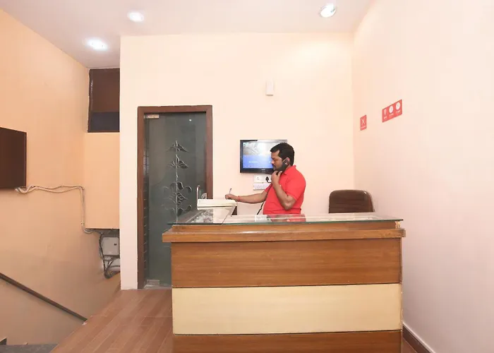 Hotel O Rajesh Palace Chandigarh