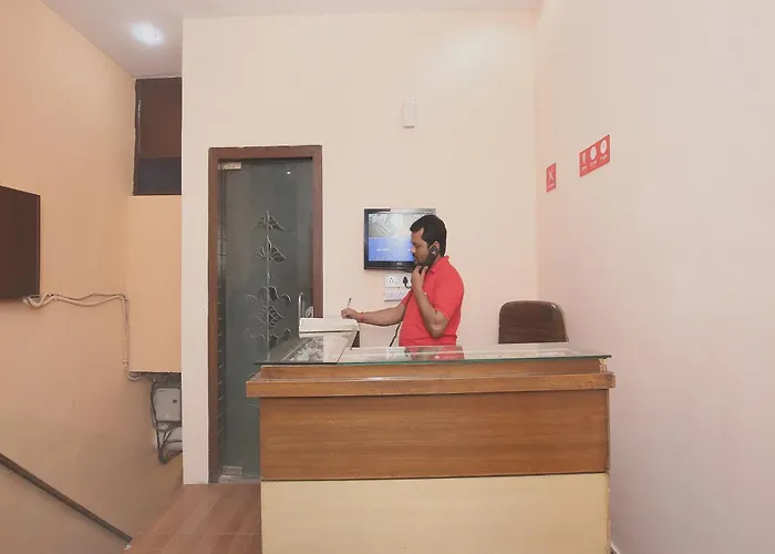 Hotel O Rajesh Palace Chandigarh