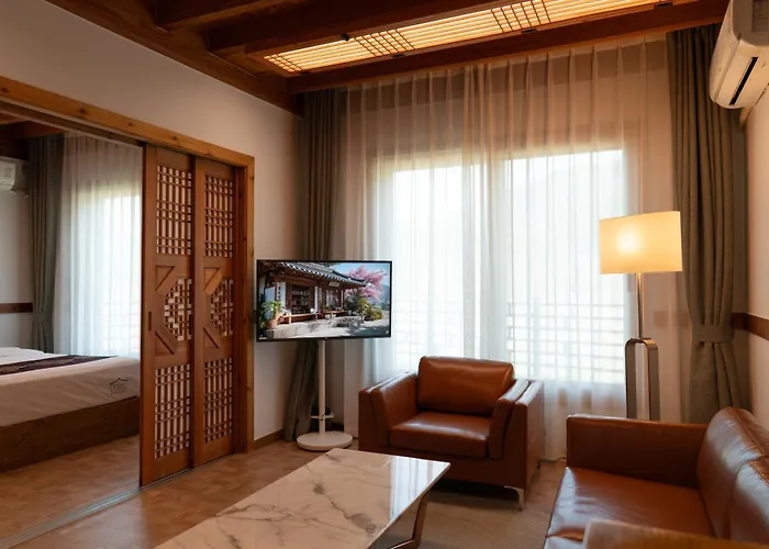 Jeonju Wangyijimil Hanok Hotel