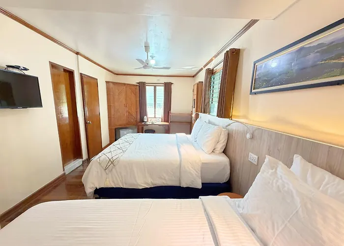 El Galleon Beach Resort Puerto Galera
