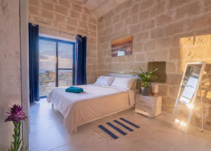 Fiftyfour West Boutique Living Bed & Breakfast Gharb 