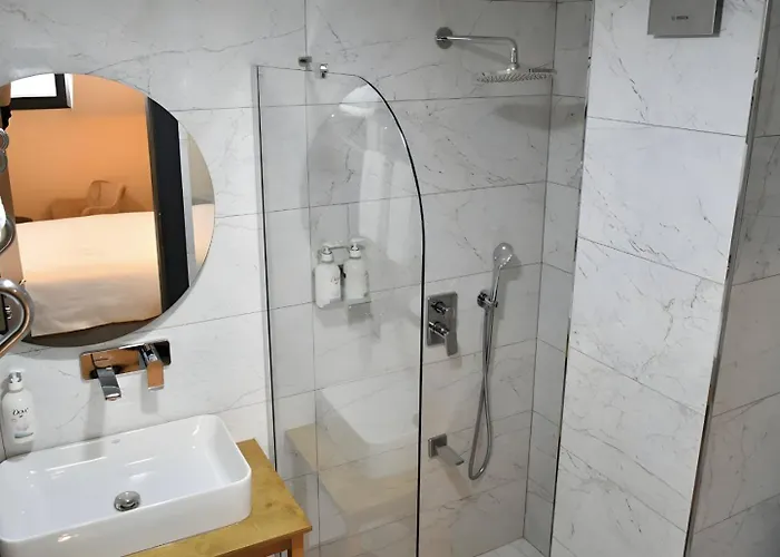 Frt Aırlınes Otel Arnavutkoy