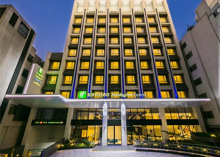 Holiday Inn Express Taichung Fengchia By Ihg