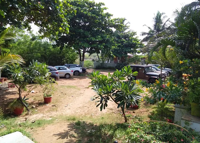 Anthy'S Guesthouse And Restaurant Benaulim