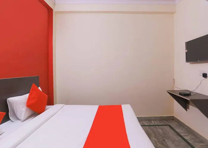 Hotel O Royal Galaxy Inn Noida