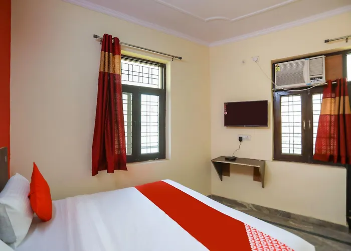 Hotel O Royal Galaxy Inn Noida