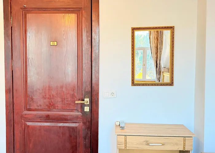 April Mansion Aparthotel Istanbul