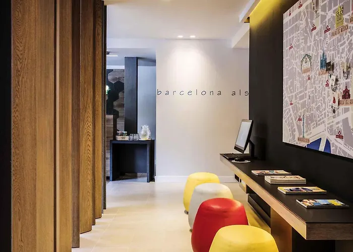 Ibis Styles Barcelona Centre Otel