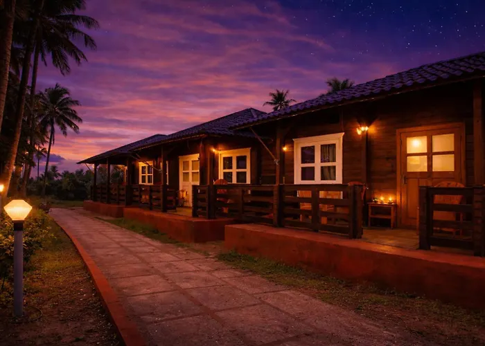 Lotus Feet Cottages, 100 Odd Meters From Morjim Beach