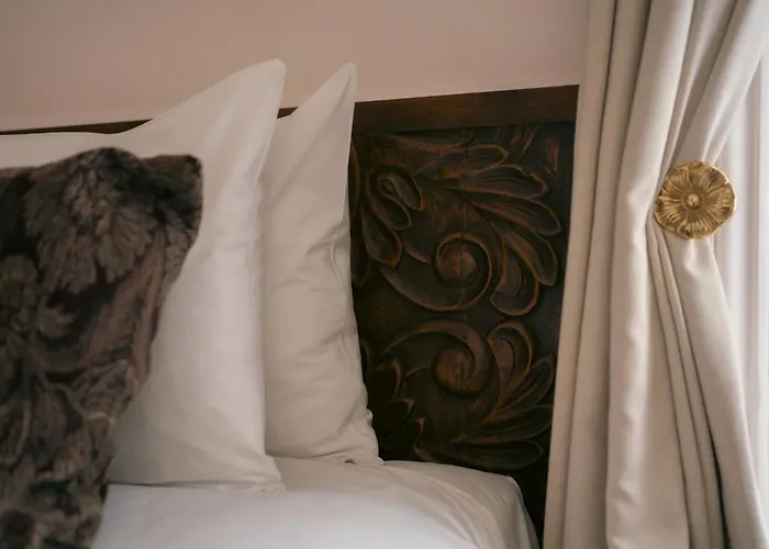 Bower House Hotel London