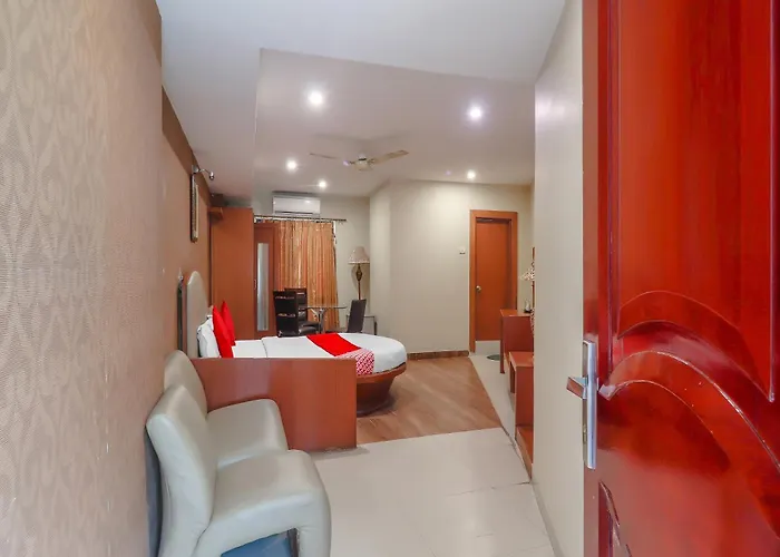 Super Hotel O Grandeur By Orbit Hotels Near Chennai Shopping Mall Hyderabad