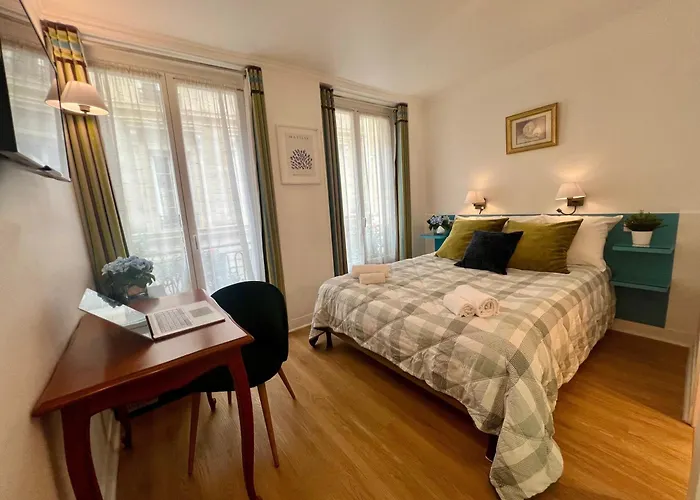 Hotel La Sanguine Paris