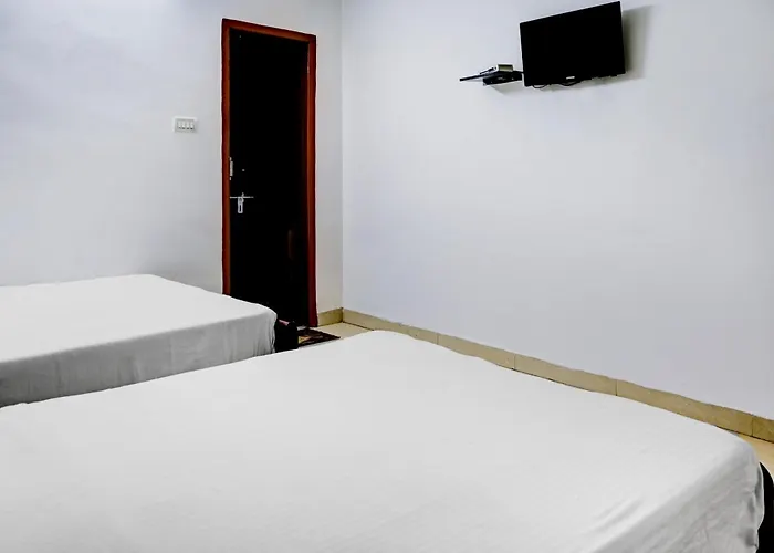 Hotel O Lotus Inn Varanasi