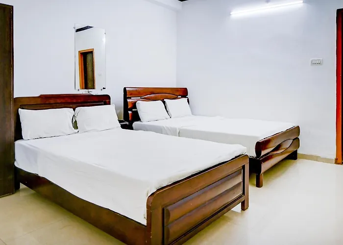 Hotel O Lotus Inn Varanasi