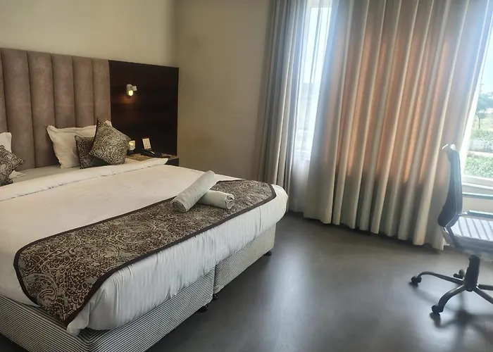 Meera Madhav Resort Vrindavan