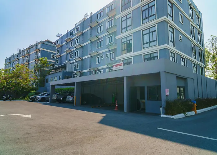 Orion Hotel & Residence Bangna กรุงเทพมหานคร