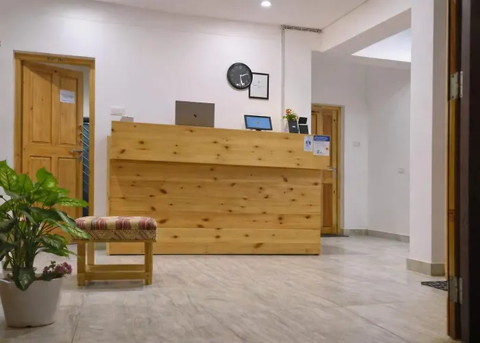 Hotel Malik Residency Leh