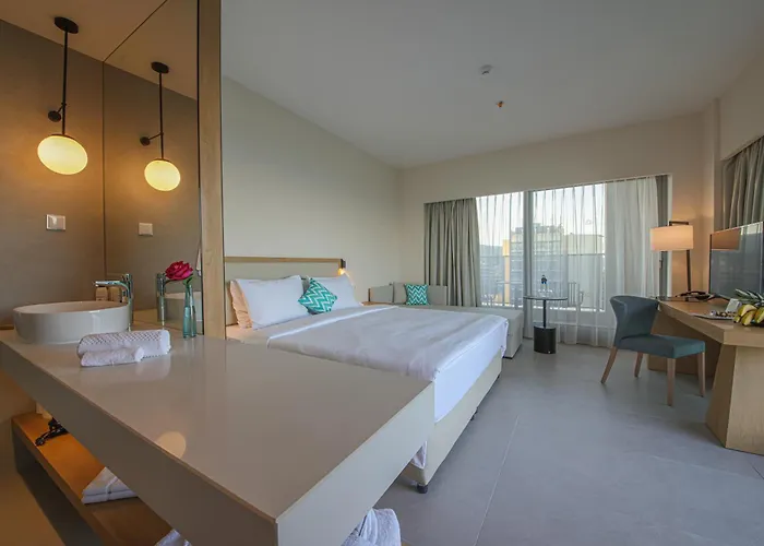 Poseidon Beach Resort Goldstrand