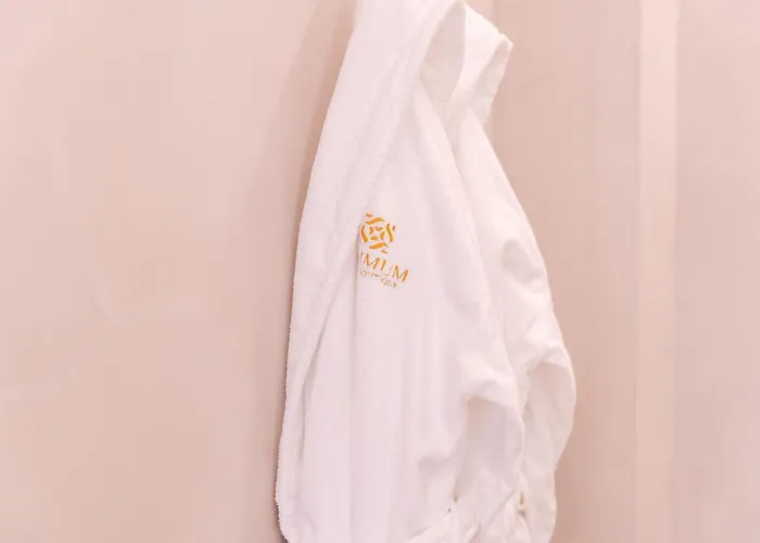 Hotel Boutique Monells Summum